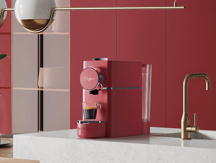 <h2>POLTI espresso kavni aparat Coffea S15R</h2><h4><br/>Omogoča <strong>prilagajanje količine in temperature espressa</strong>, zato lahko uživate v kavi natančno takšni, kot jo imate radi.</h4>